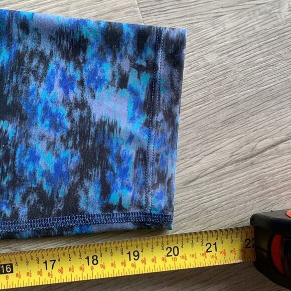 Beyond Yoga Tie Dye Cropped Capri Leggings Black And Bright Blue Size Small - Picture 6 of 7